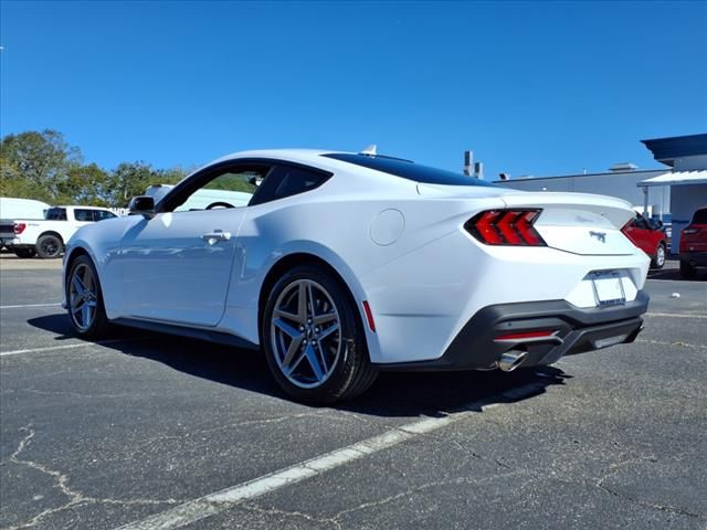 2025 Ford Mustang EcoBoost Premium photo