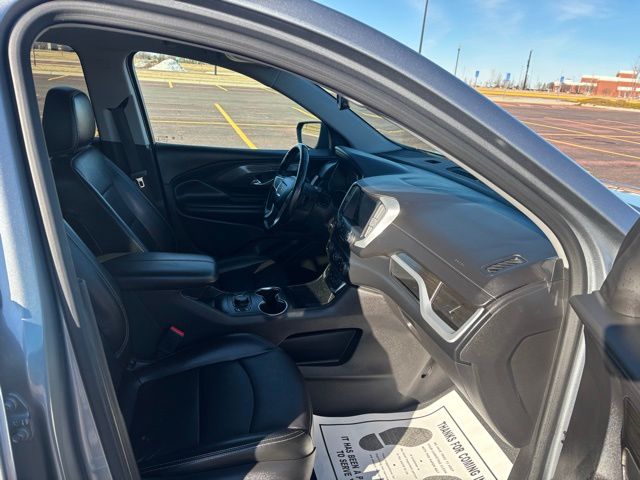 2023 GMC Terrain AWD SLT