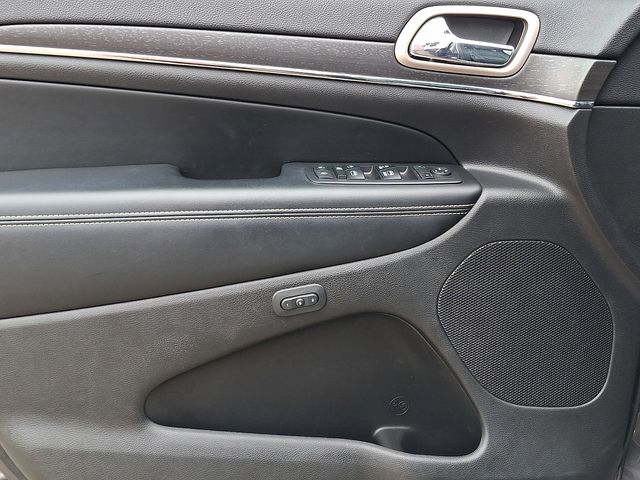 used 2017 Jeep Grand Cherokee car, priced at $18,863