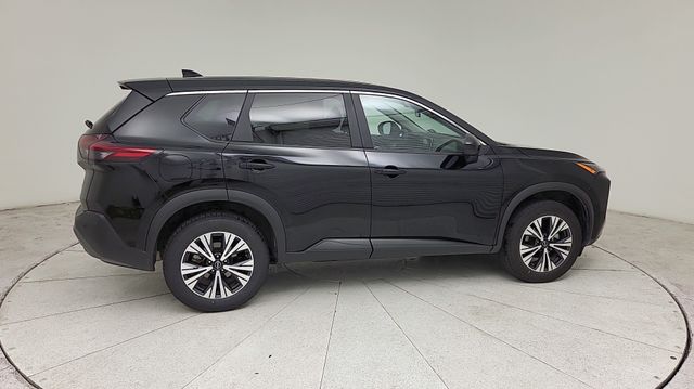 2023 Nissan Rogue SV - 5