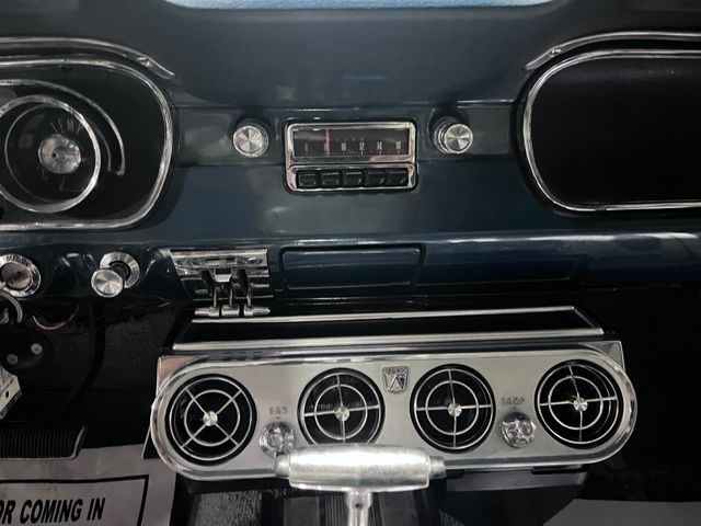 Used 1967 Blue Ford  image 18