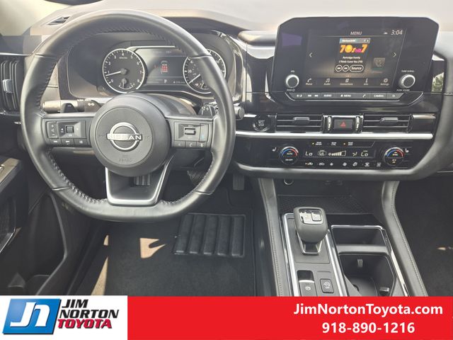 Used 2025 Nissan Pathfinder SUV