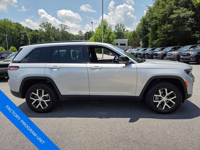 Used 2025 Jeep Grand Cherokee SUV