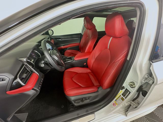 Thumbnail: 2019 Toyota Camry - 21