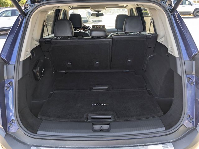2021 Nissan Rogue Platinum photo