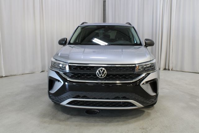 Used 2022 Silver Volkswagen 1.5T S image 36