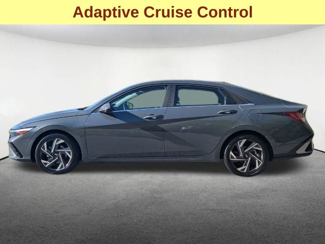 2024 Hyundai Elantra Limited 9