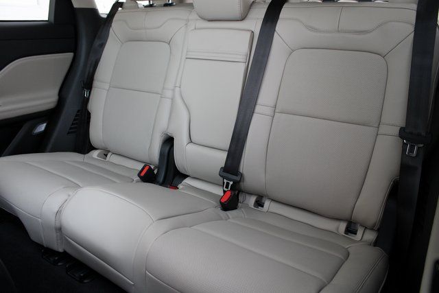 New 2026 Blue Lincoln Grand Touring image 19