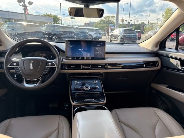 2022 Lincoln Nautilus Standard photo