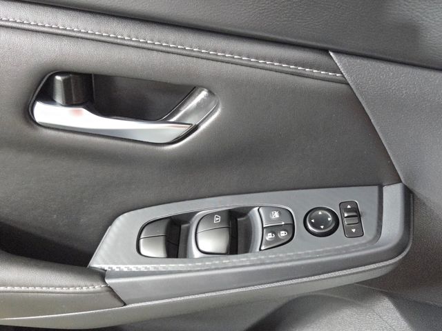 2024 Nissan Sentra SV photo 21