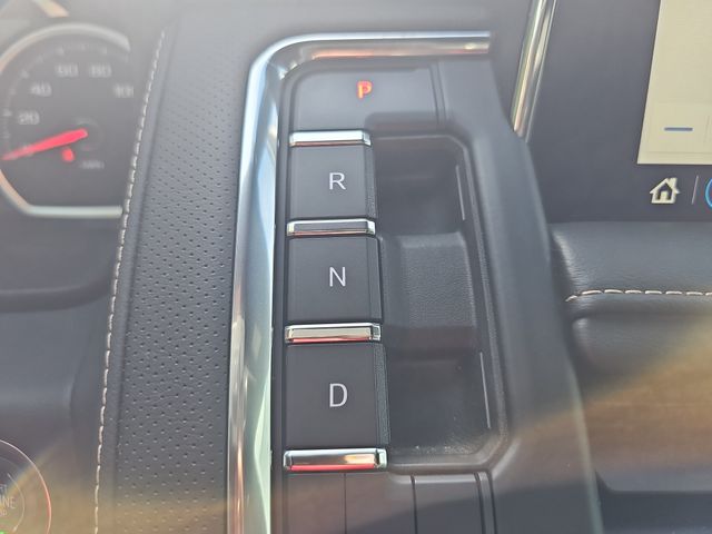 Used 2021 Gray Chevrolet Premier image 23