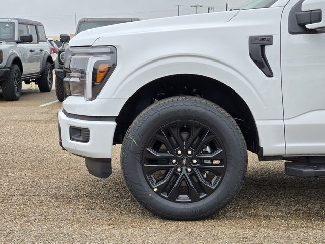 2025 Oxford White Ford F-150 Lariat 4X4 Truck