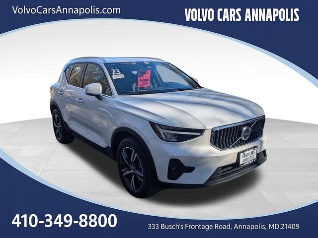2023 Volvo XC40 B5 Plus Bright Theme AWD