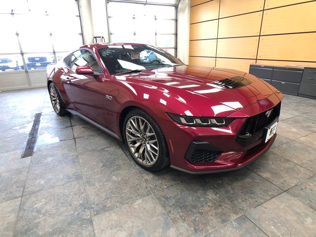 2025 Ford Mustang GT Premium Fastback RWD