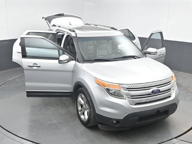 Used 2014 Silver Ford Limited image 52