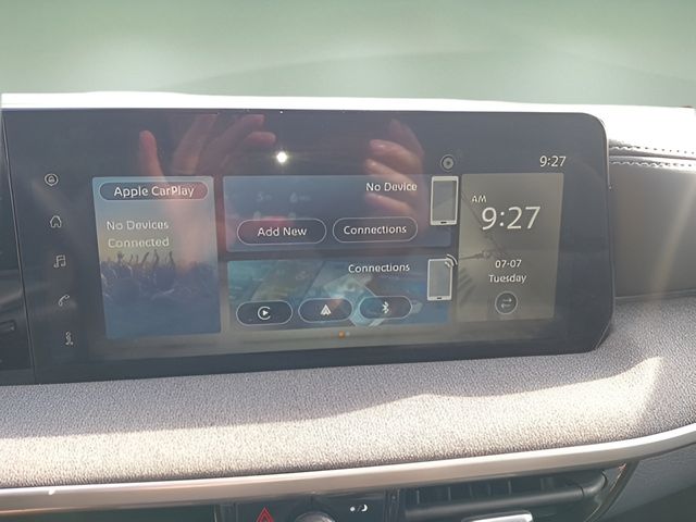 Used 2025 Nissan Kicks SUV