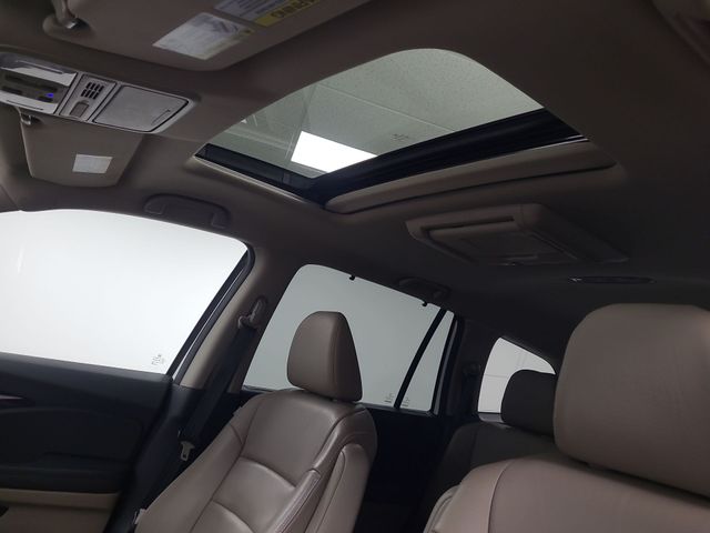2016 – Honda – Pilot
