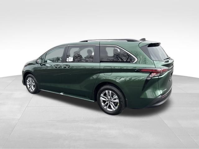 new 2026 Toyota Sienna car, priced at $51,464