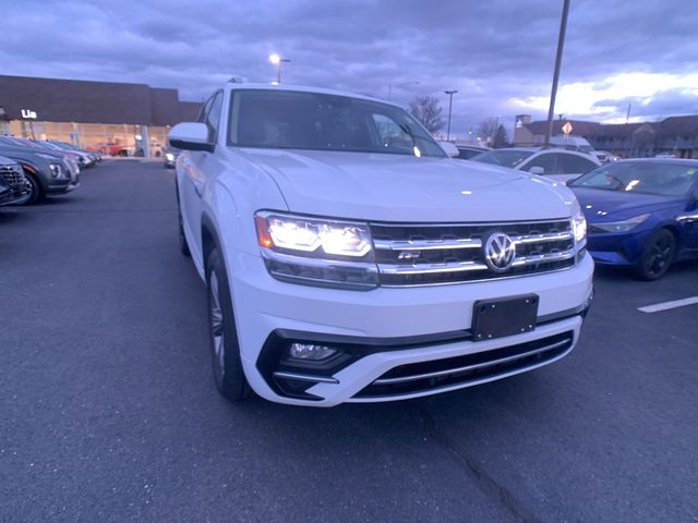 2019 Volkswagen Atlas 3.6L V6 SEL R-Line 1