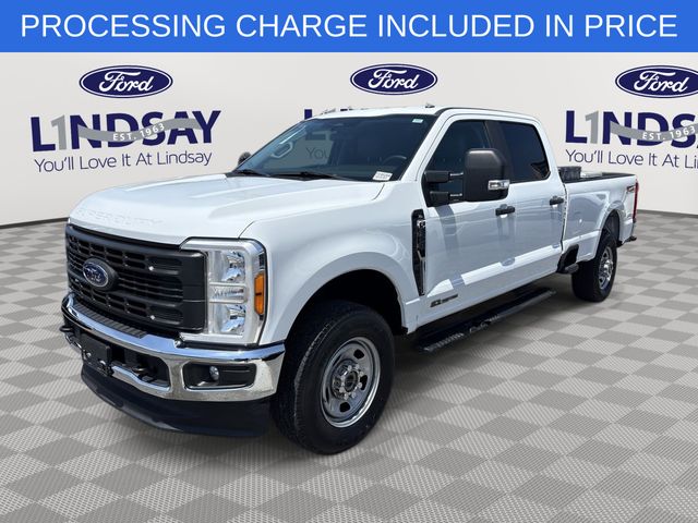 Oxford White 2023 Ford F-350 Super Duty Pickup Truck Four-Wheel Drive Automatic