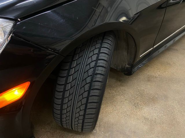 2011 Mercedes-Benz E 350 thumbnail 14