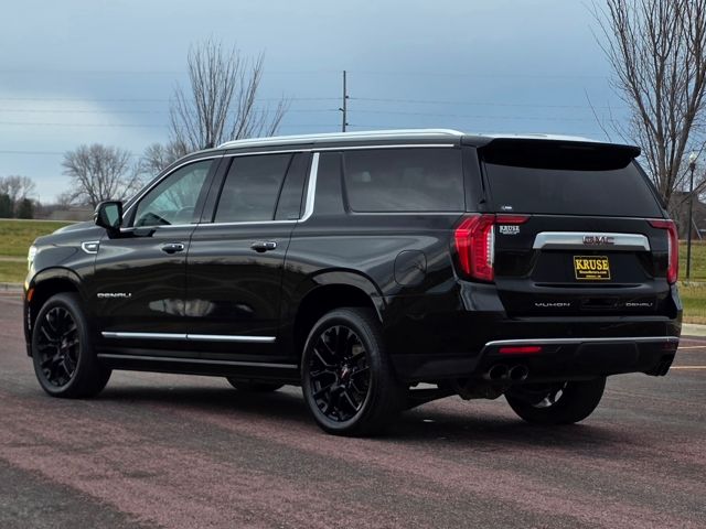 2022 GMC Yukon XL 4WD Denali