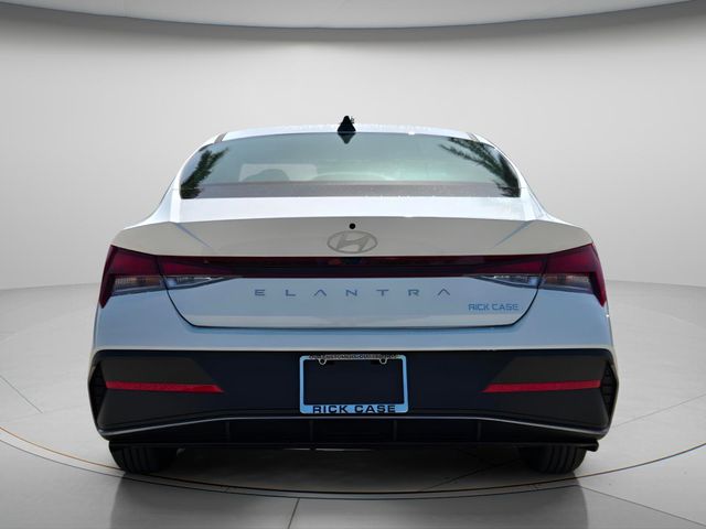 2026 Hyundai Elantra - $22,144