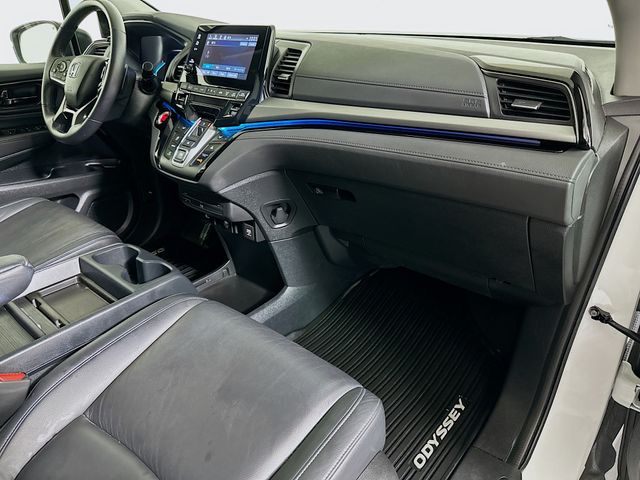 2023 Honda Odyssey Touring photo