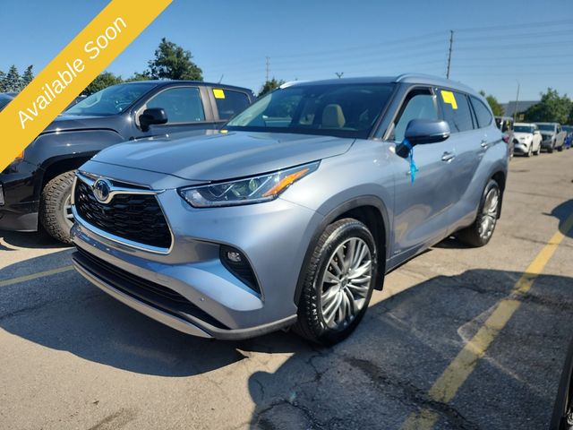 Silver 2021 Toyota Highlander Hybrid SUV / Crossover All-Wheel Drive Continuously Variable Transmission
