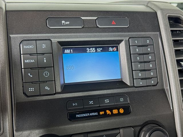 2022 Ford F-350SD XL photo