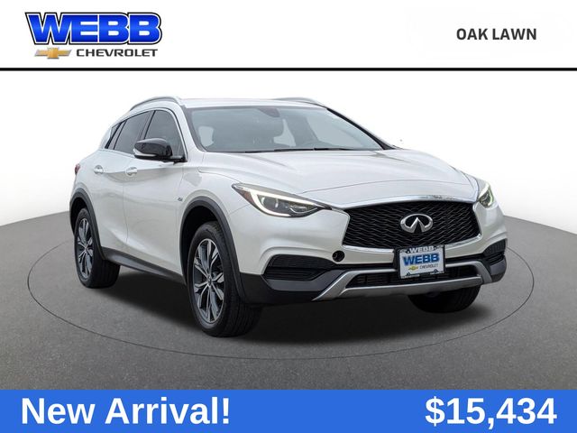 2018 INFINITI QX30 Luxury AWD