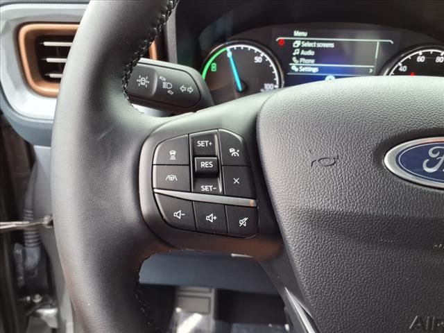 2024 Ford Maverick Lariat photo