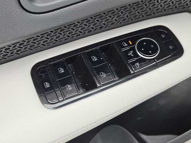 Used 2023 Nissan Ariya SUV