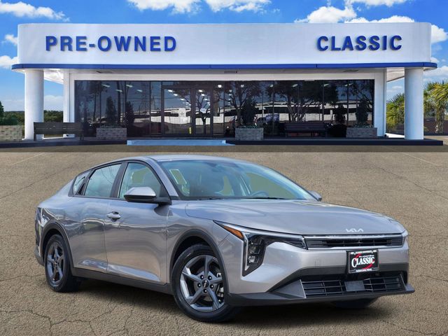 Steel Gray 2025 Kia K4 LXS FWD Sedan Front-Wheel Drive Continuously Variable Transmission