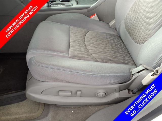 2015 Chevrolet Traverse LS photo