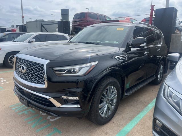 2022 INFINITI QX80 LUXE