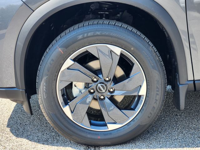 2026 Nissan Rogue SV photo 4