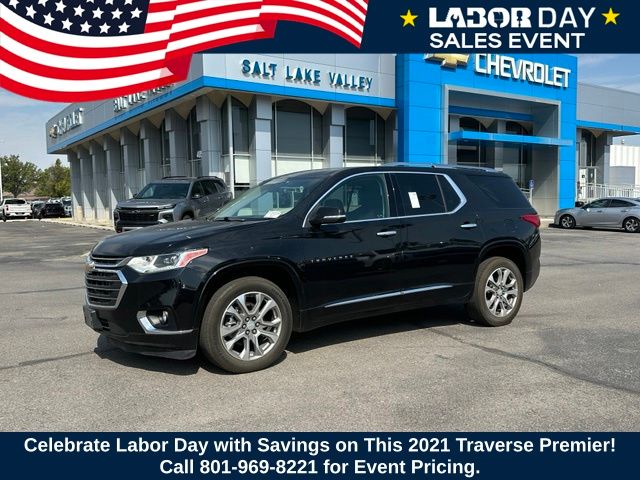Mosaic Black Metallic 2021 Chevrolet Traverse SUV / Crossover Four-Wheel Drive 9-Speed Automatic