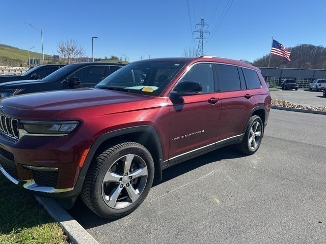 Velvet Red Pearlcoat 2022 Jeep Grand Cherokee L Limited 4WD SUV / Crossover Four-Wheel Drive 8-Speed Automatic