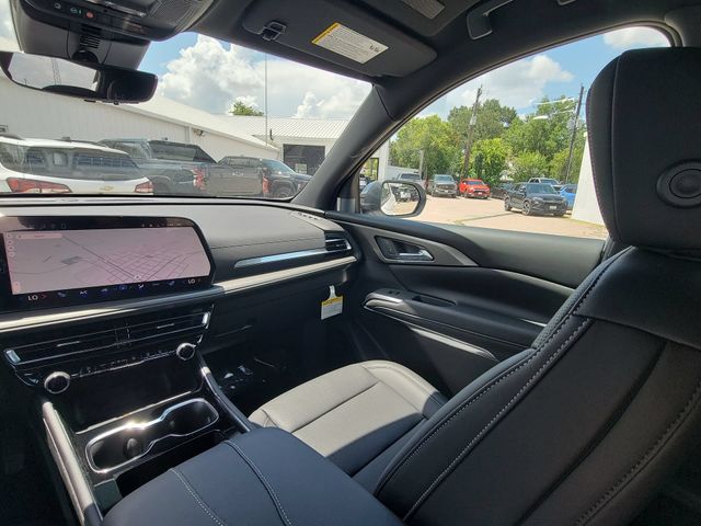 2026 Chevrolet Traverse LT - 11