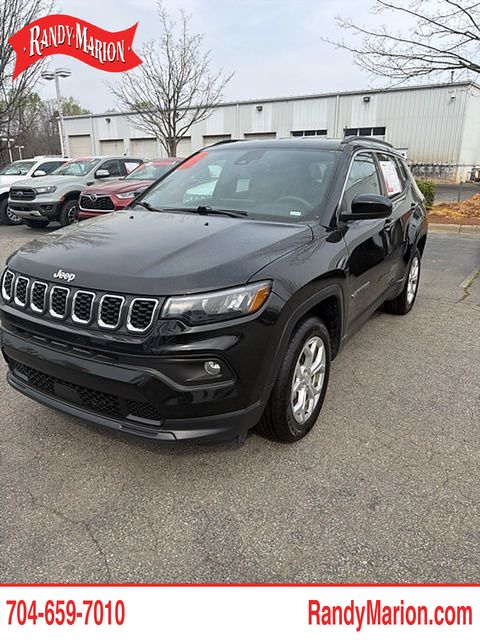 2024 Jeep Compass Latitude 4WD