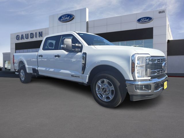 New 2026 Ford Super Duty F-350 Crew Cab 8' Box XLT
