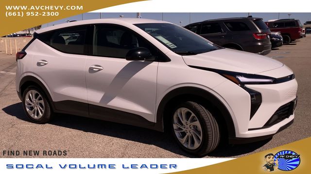 Summit White 2027 Chevrolet Bolt LT FWD SUV / Crossover Front-Wheel Drive 1-Speed Automatic
