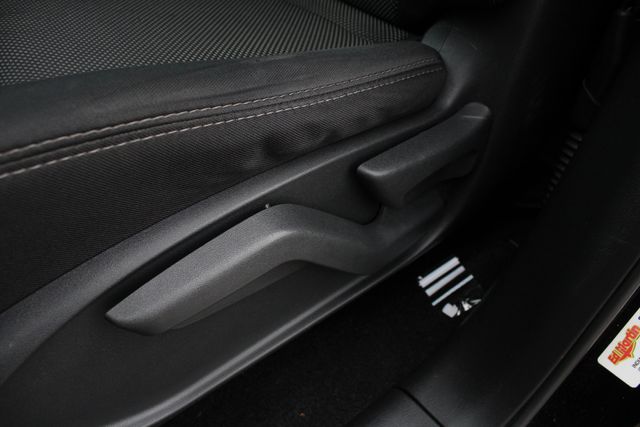 Used 2019 Black Nissan S image 5