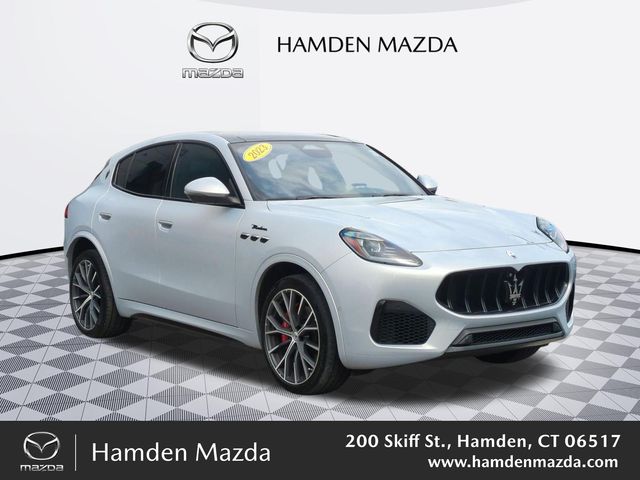 White 2023 Maserati Grecale Modena AWD SUV / Crossover All-Wheel Drive 8-Speed Automatic
