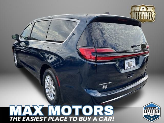 2024 Chrysler Pacifica Touring L 6