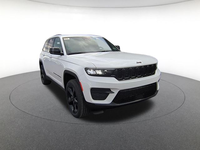 new 2025 Jeep Grand Cherokee car, priced at $41,791