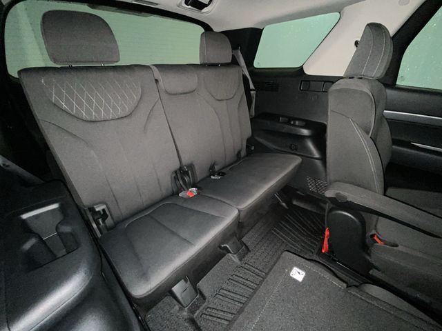 Used 2022 White Hyundai SEL image 23