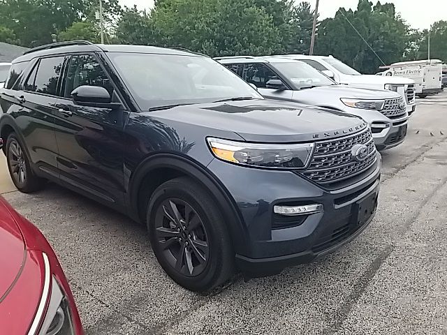 2022 Ford Explorer XLT 4WD's photo
