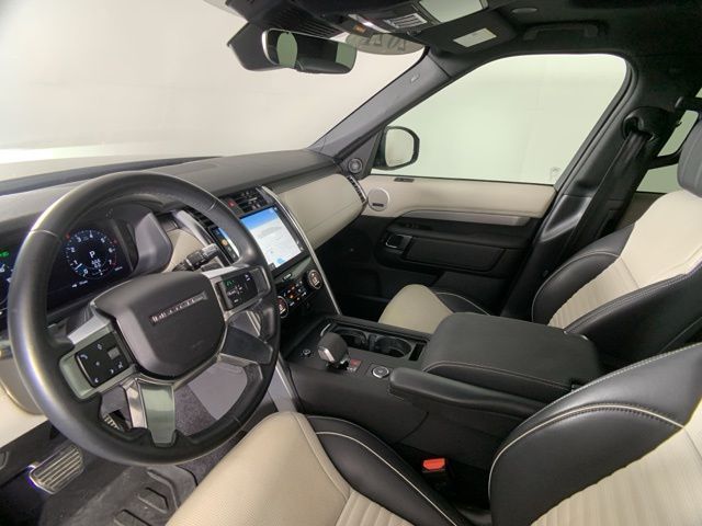 2021 Land Rover Discovery S R-Dynamic 36